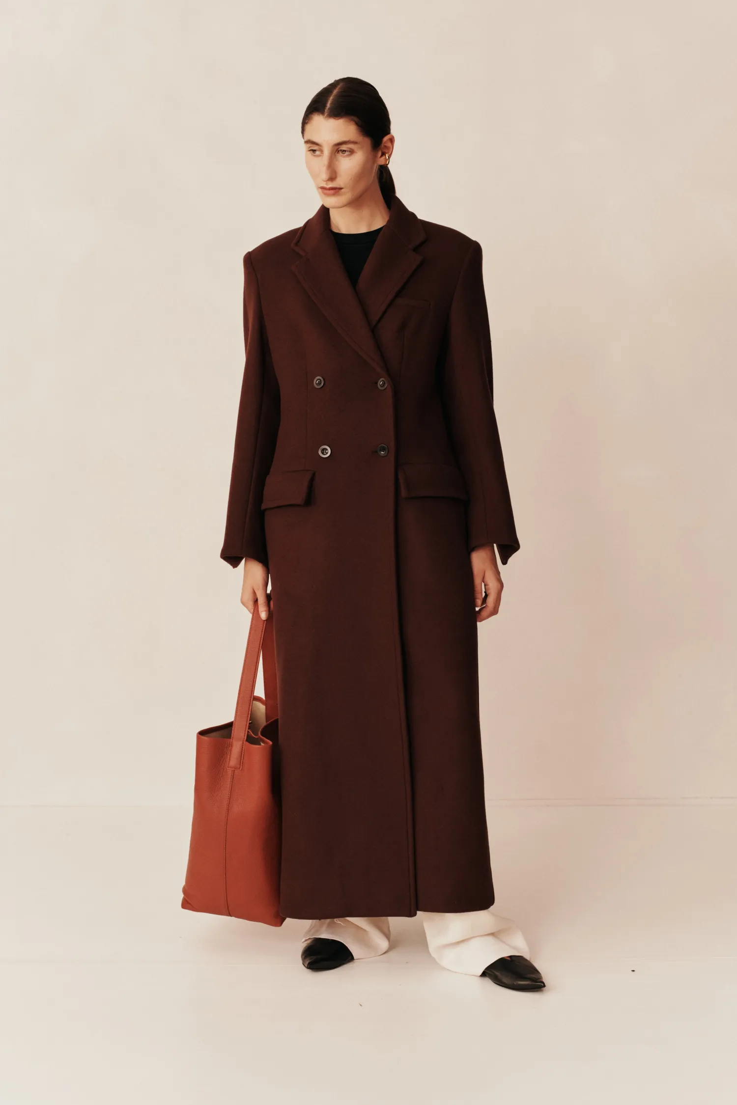 Shop ESSE CLASSICO COAT Chocolate