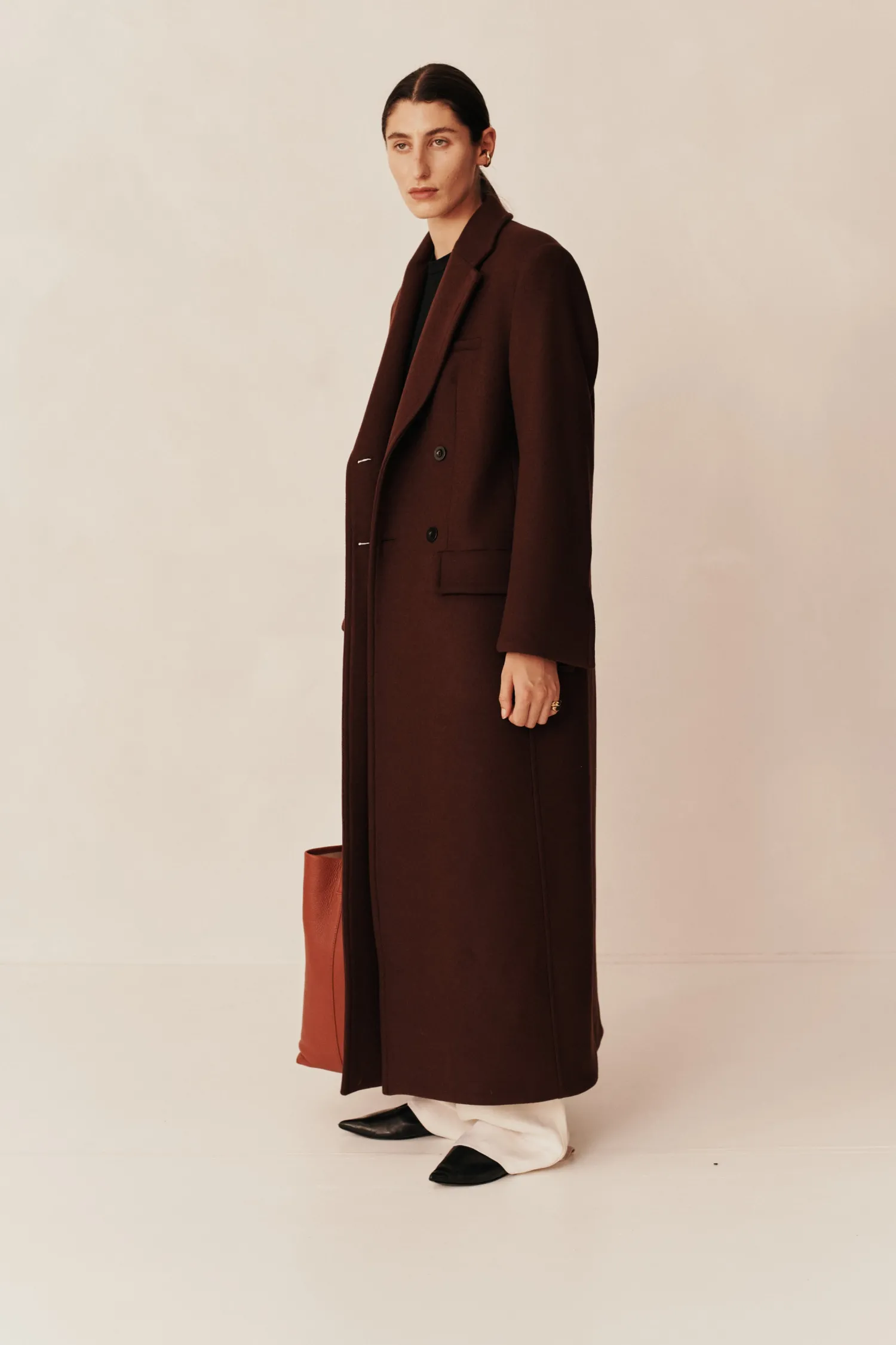 Shop ESSE CLASSICO COAT Chocolate
