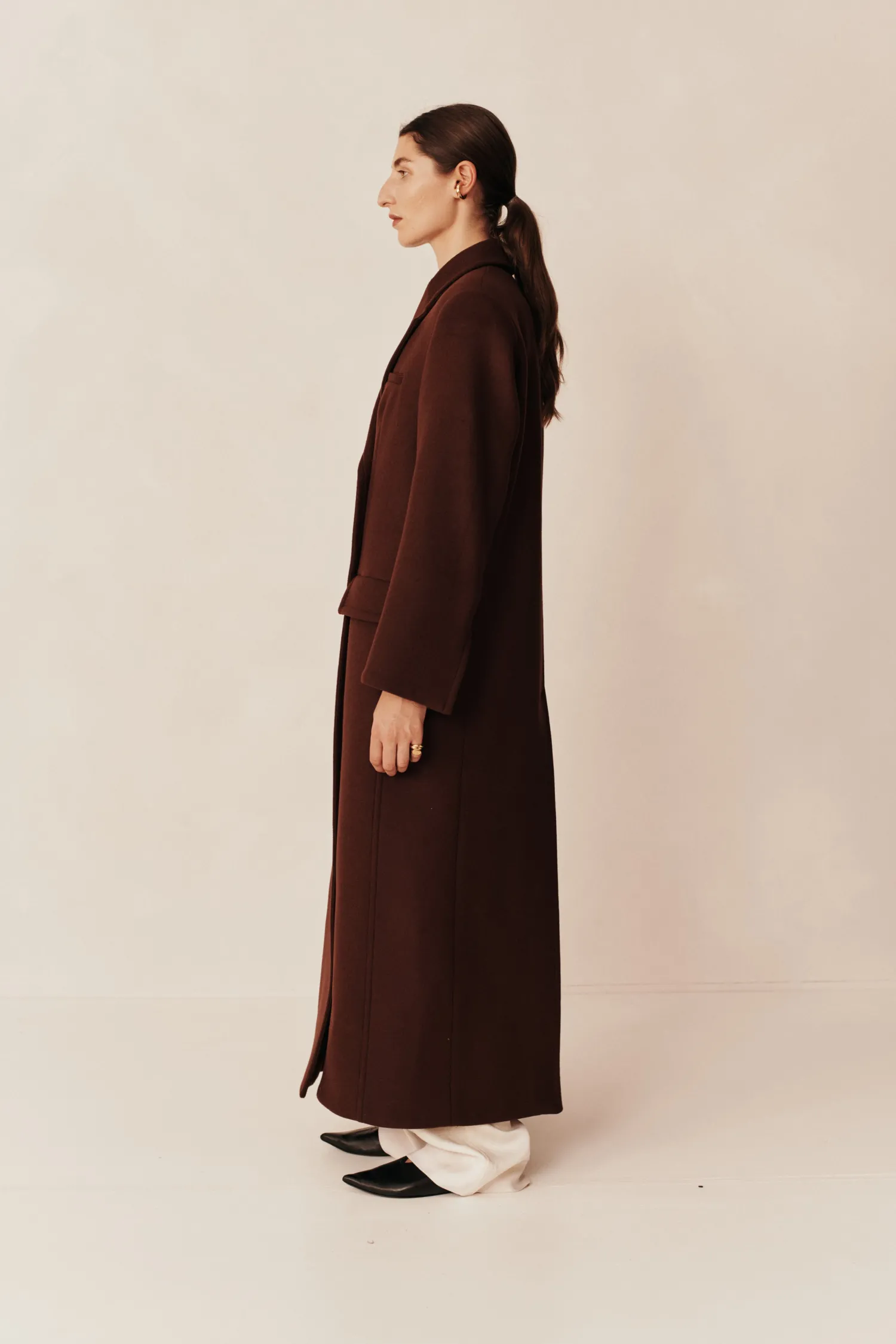 Shop ESSE CLASSICO COAT Chocolate