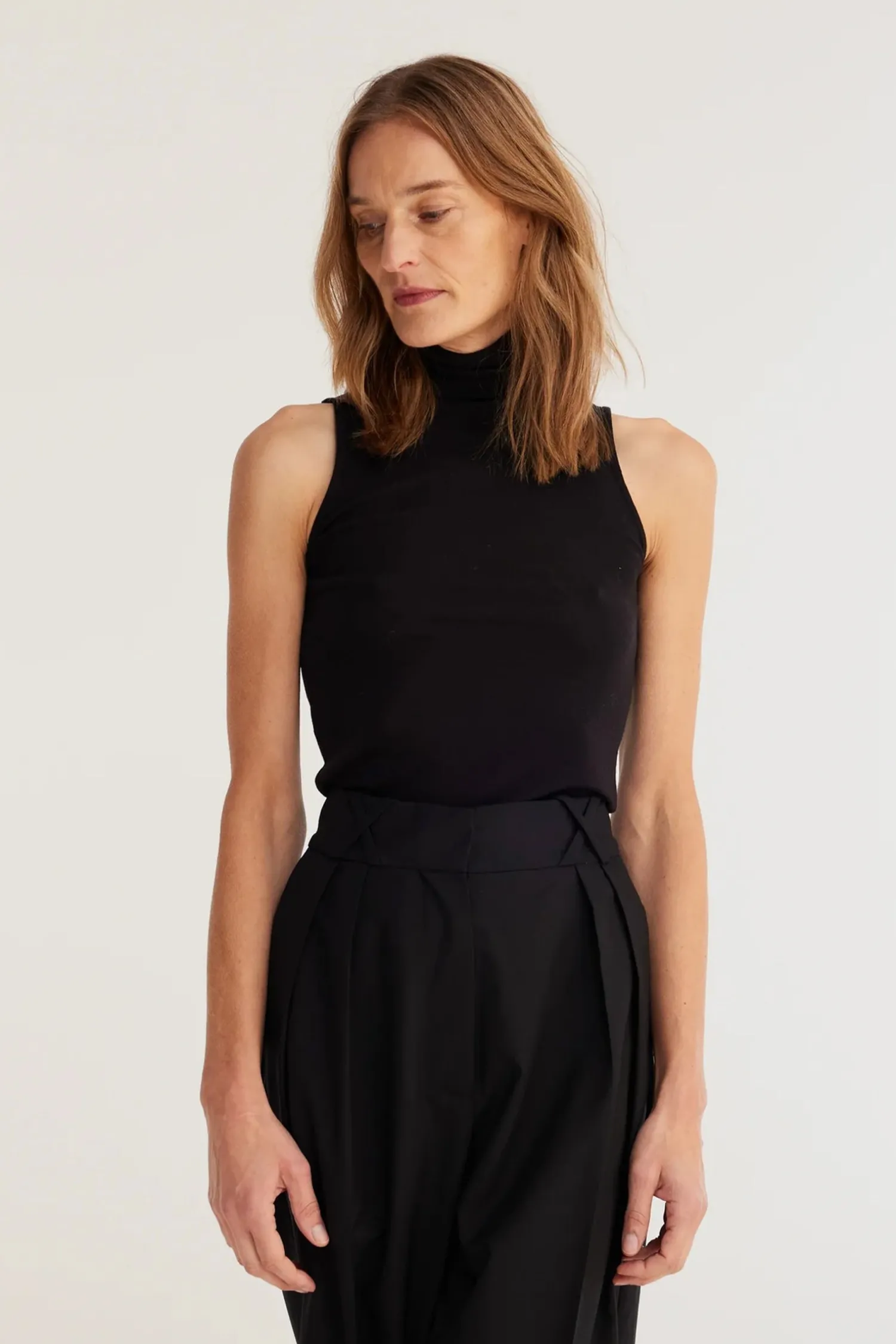 Cheap RÓHE FINE MERINO SLEEVELESS TURTLENECK