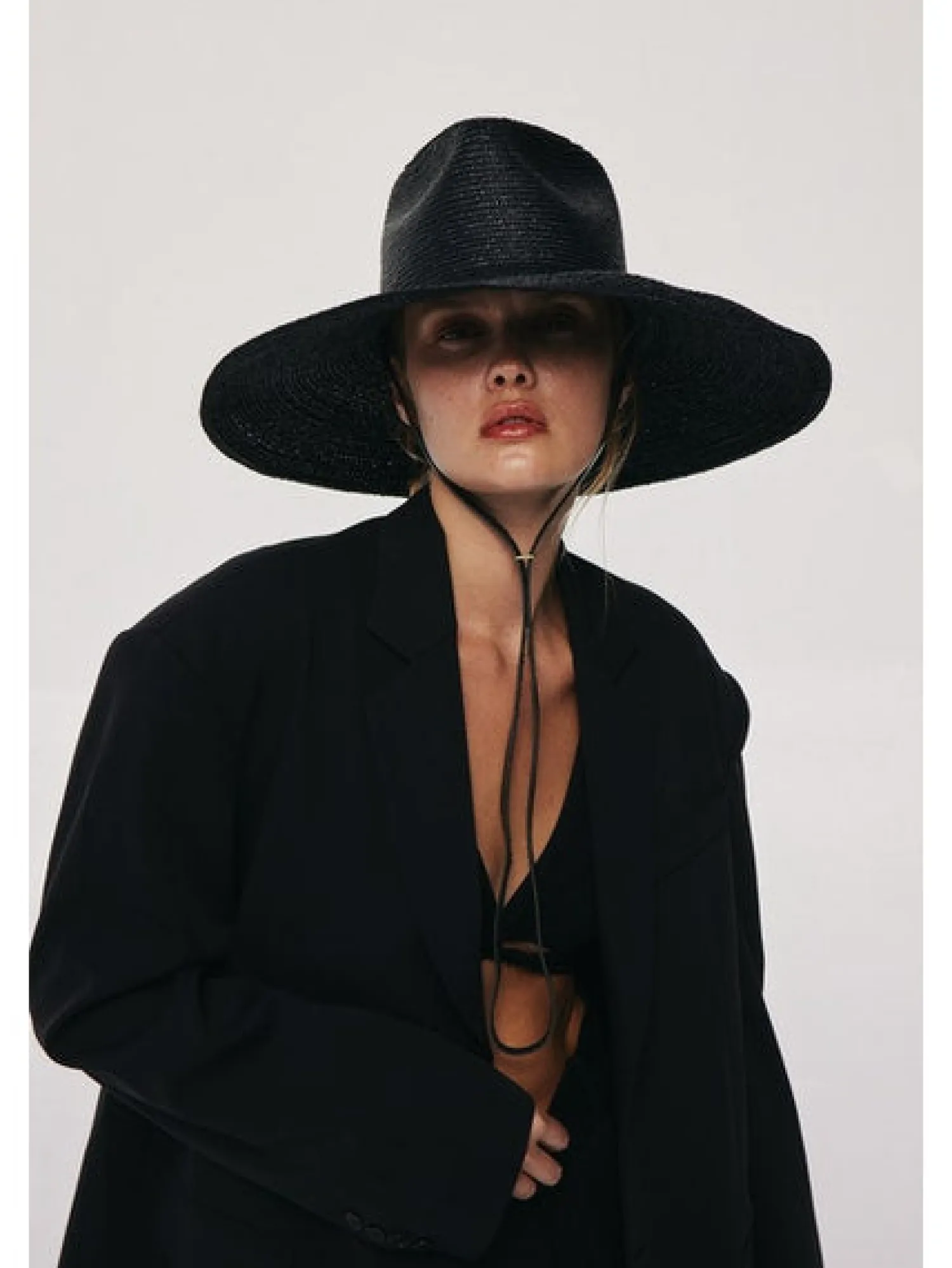 Clearance JANESSA LEONÉ KENNEDY WIDE BRIM HAT