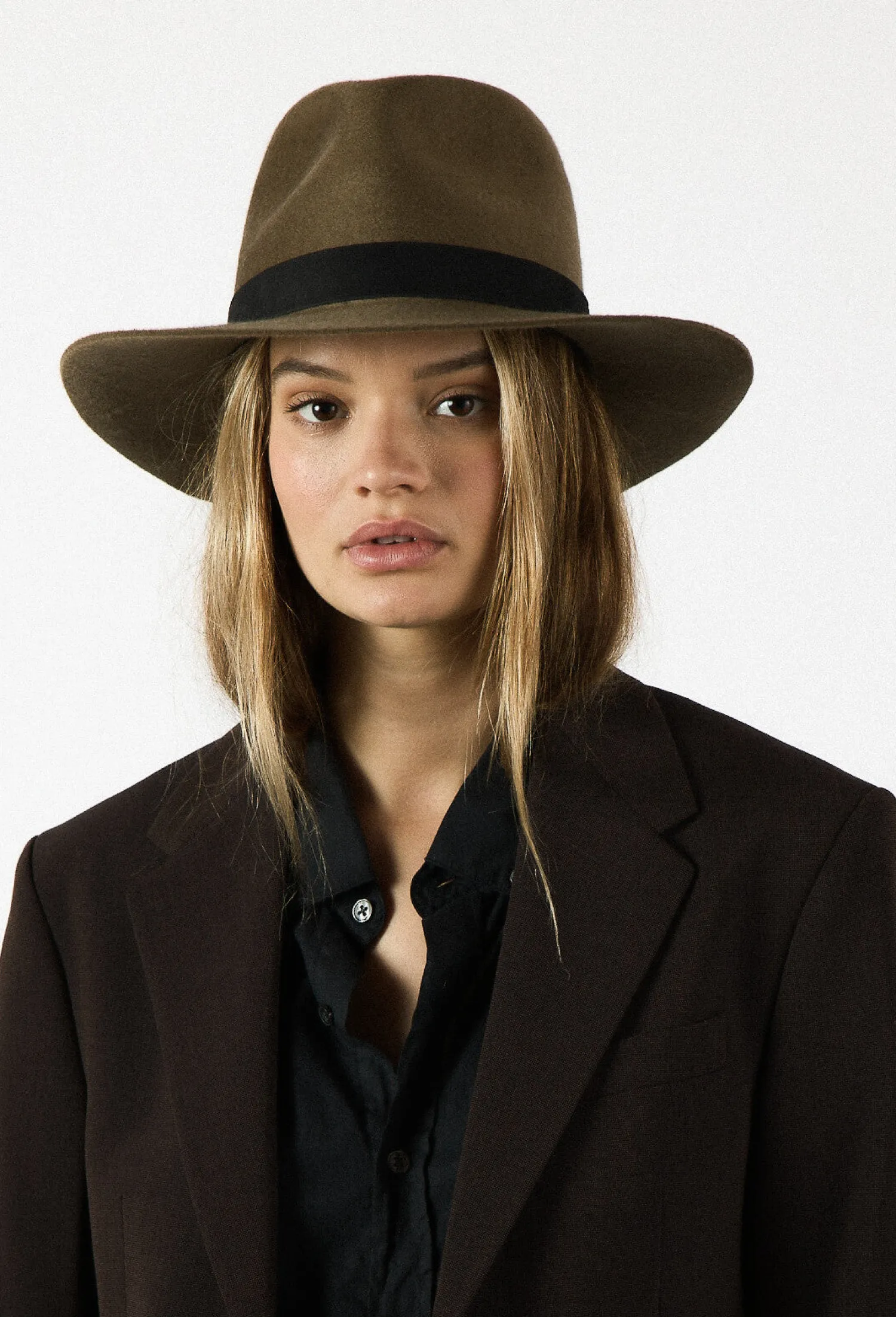 Best JANESSA LEONÉ LUCA FEDORA