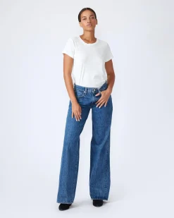 Store SLVRLAKE MICA LOW RISE WIDE LEG JEAN