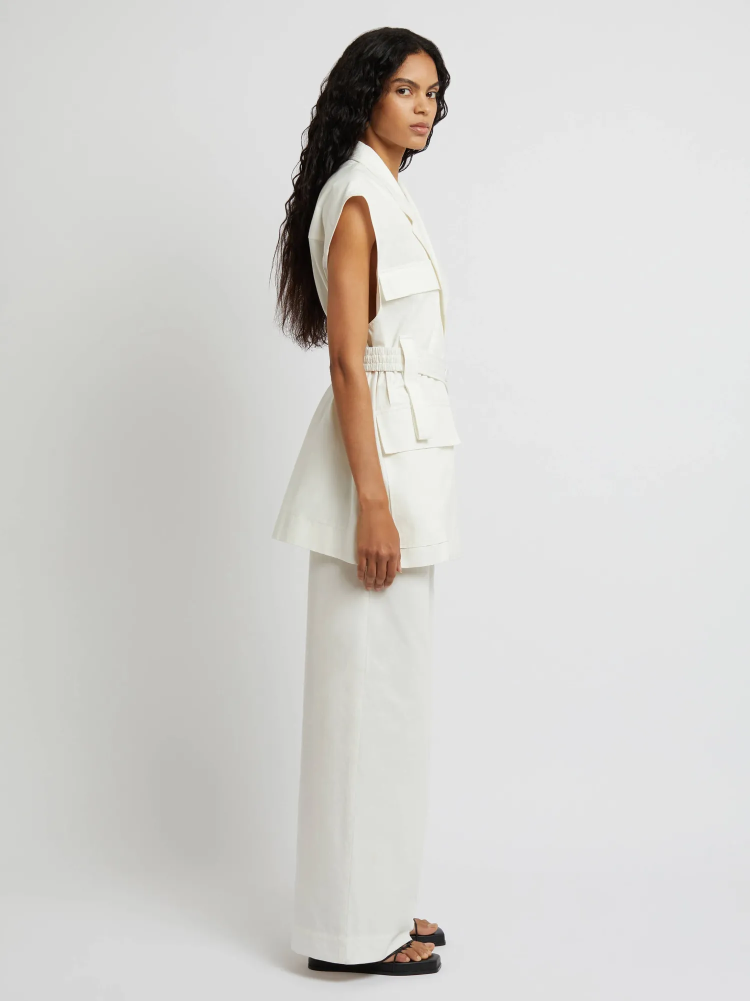 Store CHRISTOPHER ESBER SLEEVELESS BELTED JACKET White